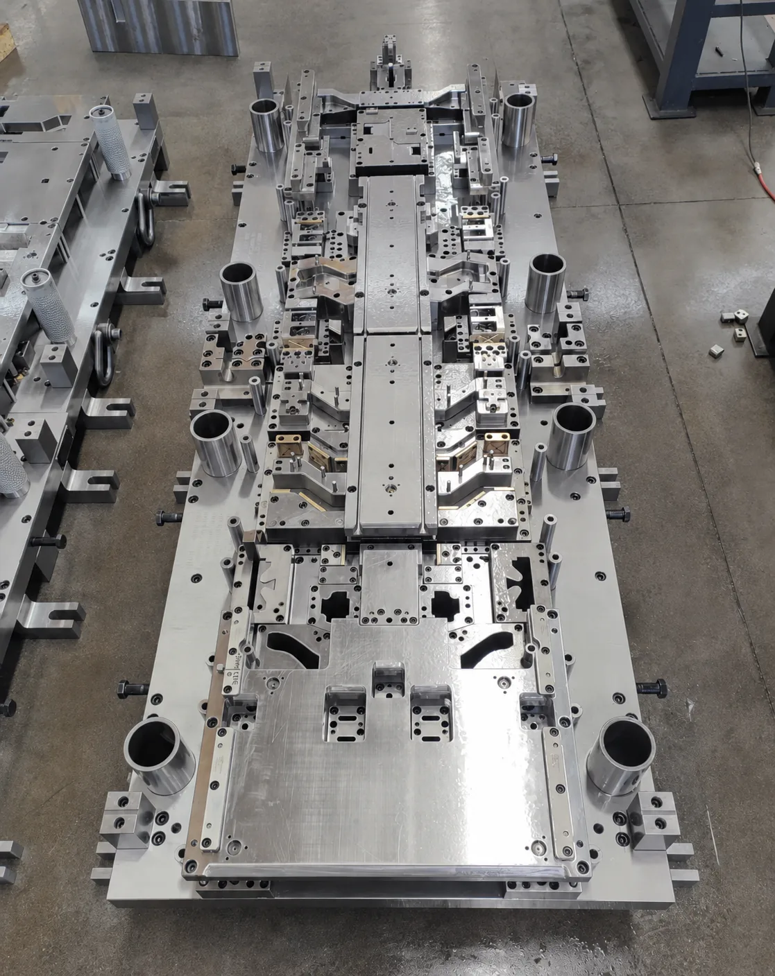 Tooling and simple stamping dies